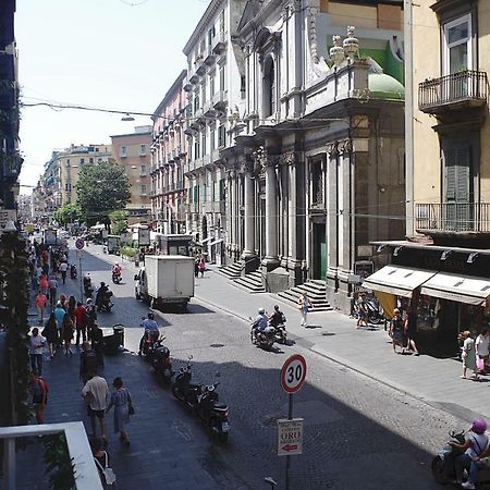ナポリVia Toledo 51アパートメント エクステリア 写真